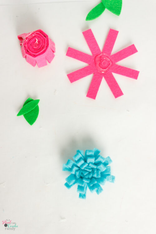 How to Make Pretty Felt Flowers Using a Cricut - The Real Thing with